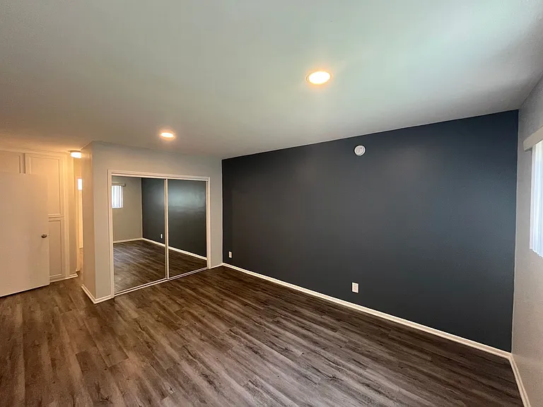 1371 S. Beverly Glen Blvd. — Photo 33