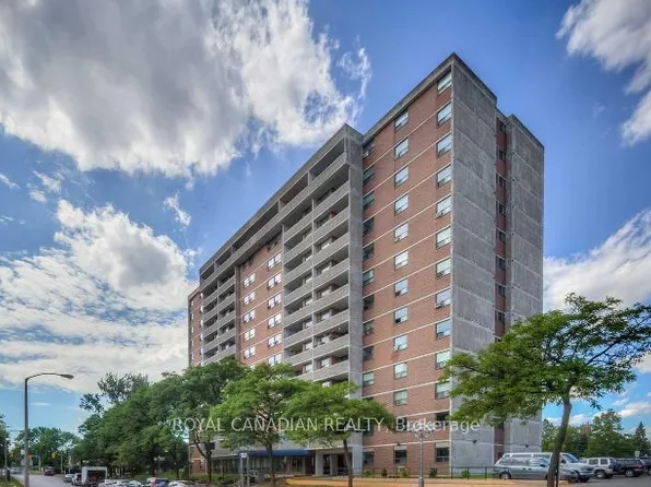 20 Gilder Dr Unit 204, Toronto, ON M1K 5E1