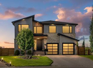 86 N Juneberry Hts, Rocky View County, AB T3Z0E6