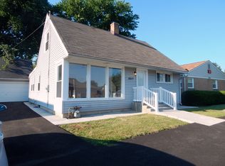 1517 E Roosevelt Rd, Wheaton, IL 60187