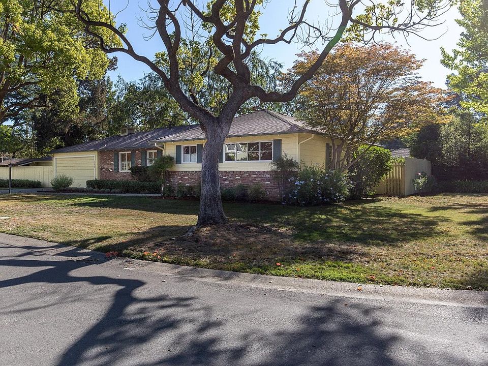 1st image of 1151 Westfield Dr