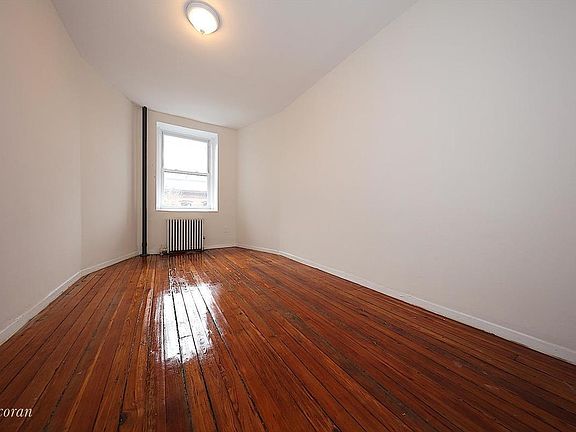 5th image of 186 Franklin St APT C10
