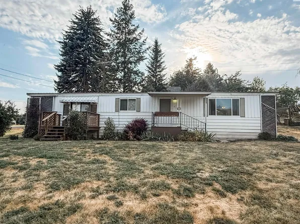 102 N 6th St, Oakesdale, WA 99158