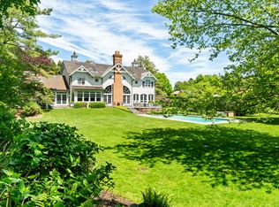 (Undisclosed Address), East Hampton, NY 11937