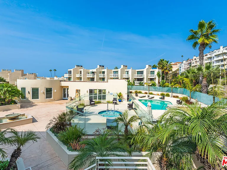 7301 Vista Del Mar Ave #A110 — Photo 34