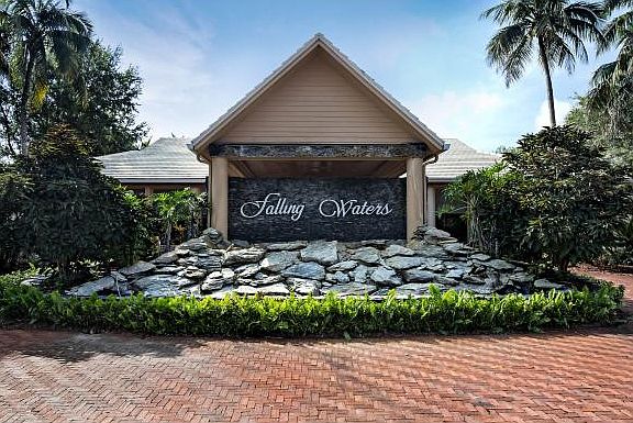 3rd image of 1670 Windy Pines Dr