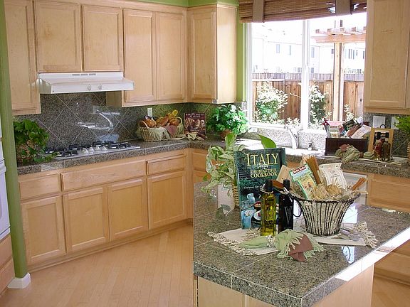 4th image of 5946 Pala Mesa Dr
