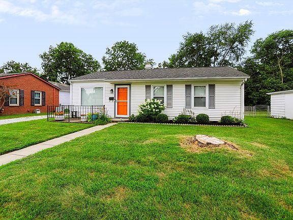 2nd image of 701 Eberhart Dr