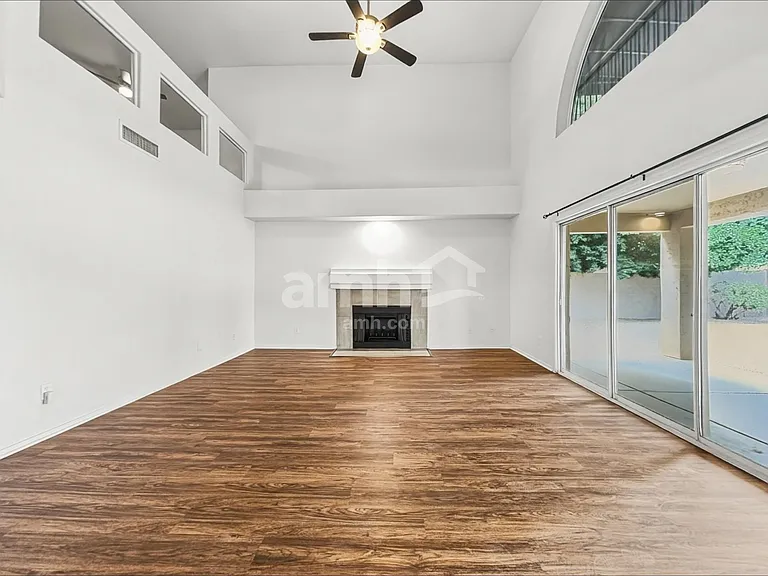 21182 N 62nd Ave — Photo 6