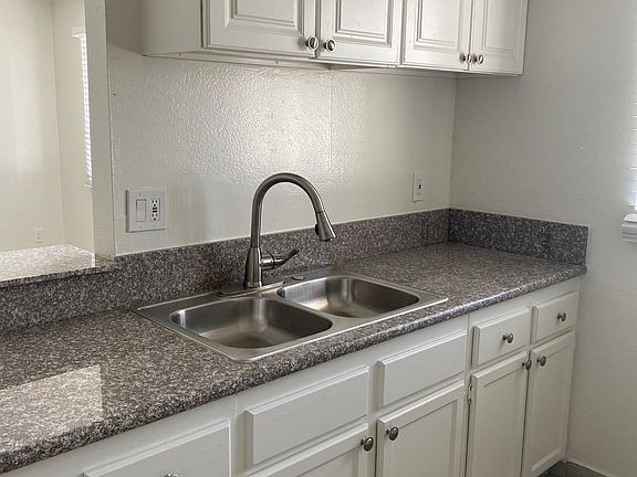 2nd image of 10865 White St