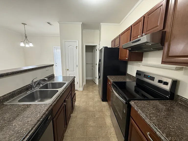 12933 Windy Lea Ln — Photo 10
