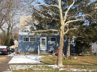 303 Preston Ave, Staten Island, NY 10312