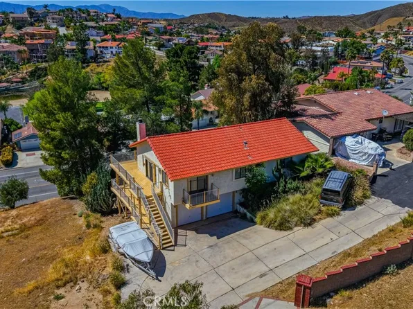 29360 Vacation Dr, Canyon Lake, CA 92587
