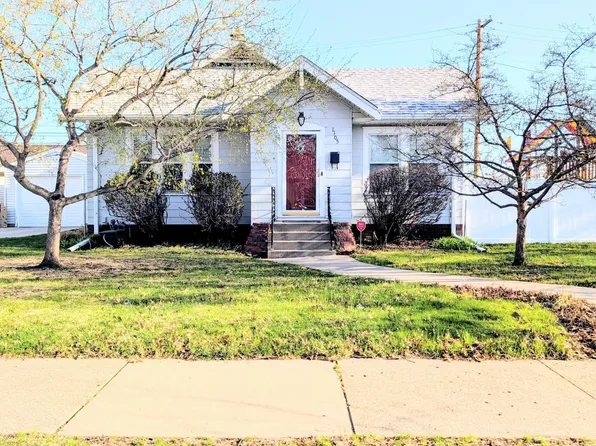 1105 California Ave W, Saint Paul, MN 55108