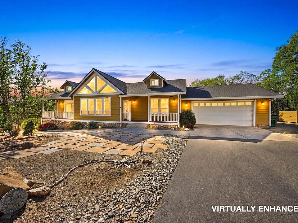 1st image of 15725 Horseless Carriage Dr
