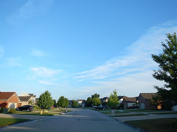 4th image of 18570 Country Club Dr