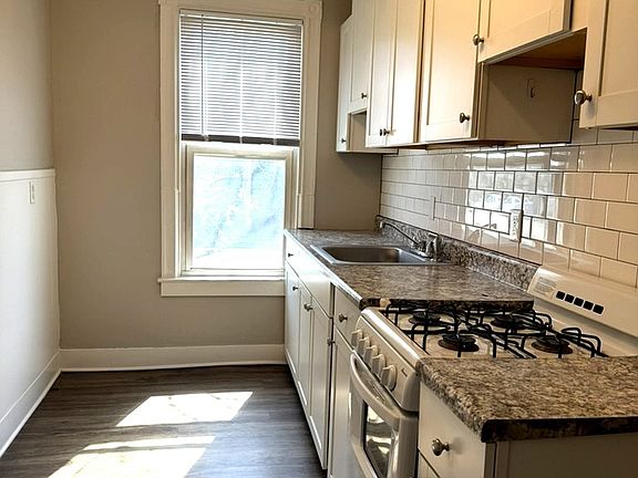 4th image of 469 Brighton Ave
