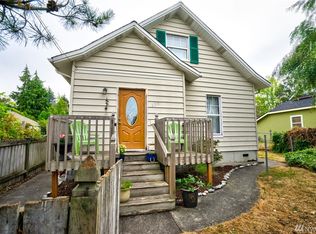 220 N 7th St, Mount Vernon, WA 98273