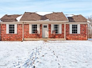 56 Nature Trl, Mount Eden, KY 40046