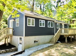 2 Bear Dr, Oak Ridge, NJ 07438