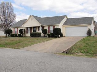 134 Eagle Ridge Dr, Oakfield, TN 38362