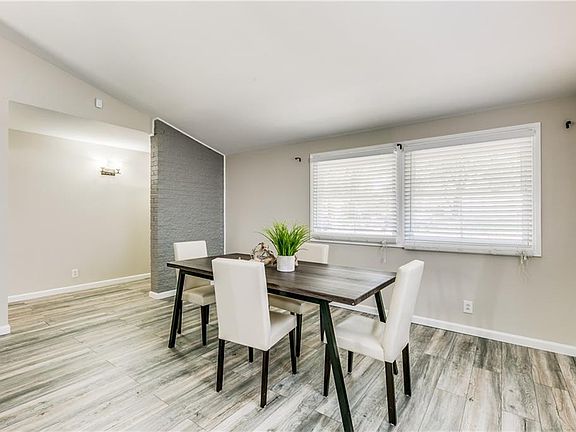 5th image of 826 Sherbrook Dr