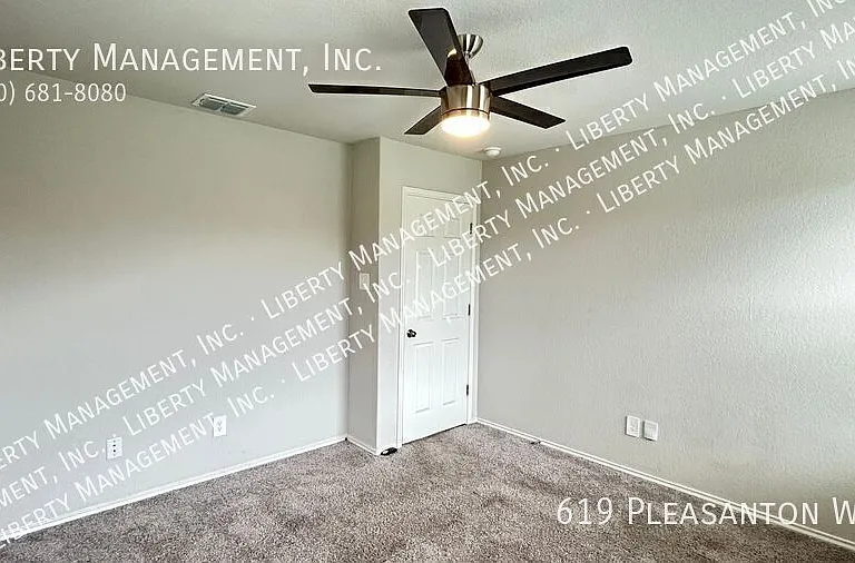 619 Pleasanton Way — Photo 16