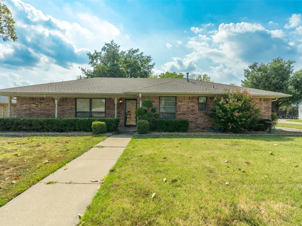 110 Oak Glen Dr, Greenville, TX 75402