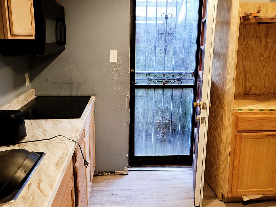 1st image of 6135 84th Ave #Basement