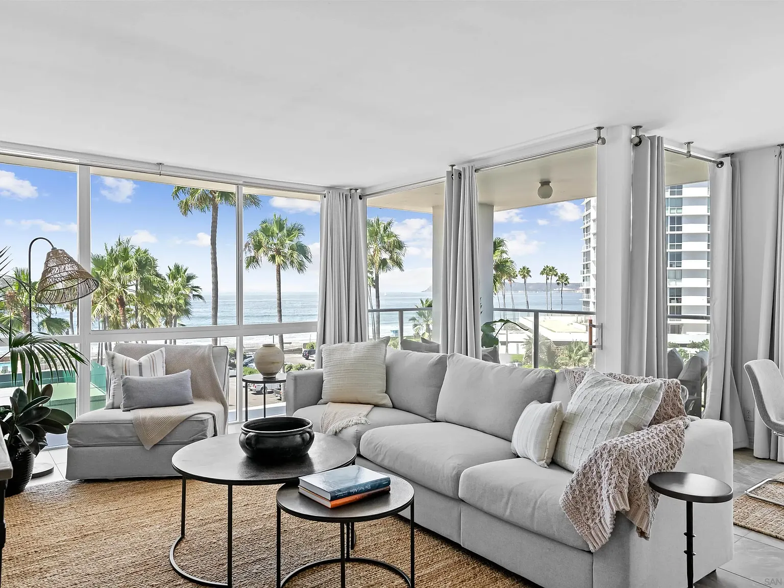 2 bed, 2.0 bath, 1194 sqft, $20,000 — Photo 2