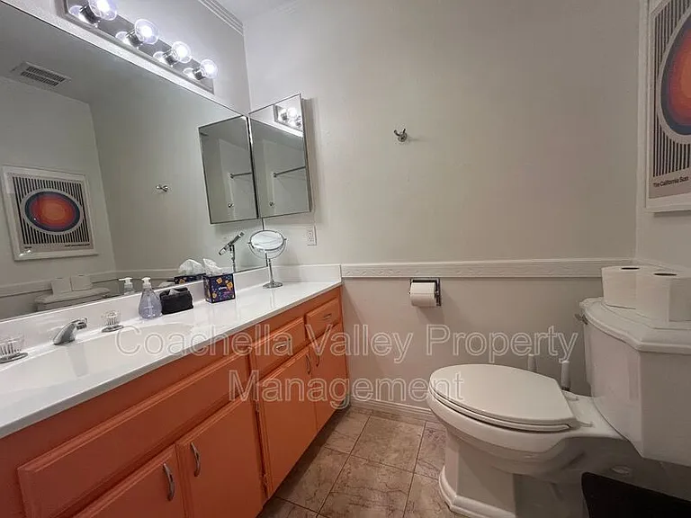 2960 N Cypress Rd — Photo 15