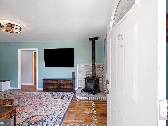 4th image of 2085 Brookdale Park Dr