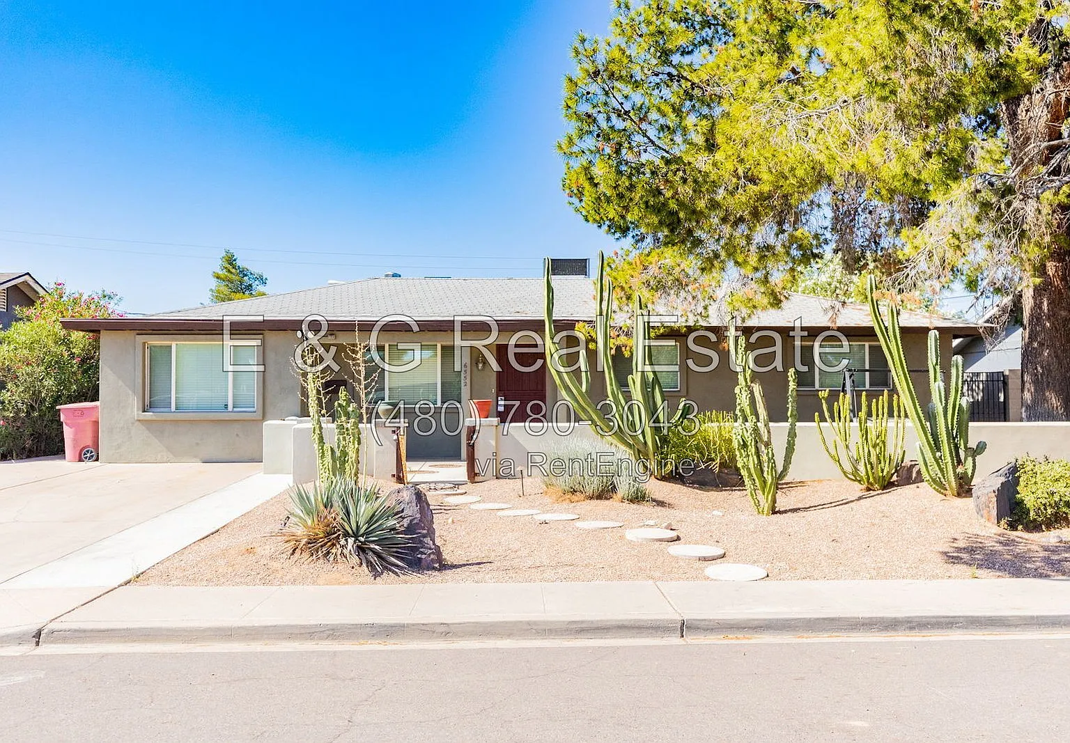 3 bed, 3.0 bath, 2050 sqft, $3,200 — Photo 2