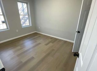 387 Avon Ave #5, Newark, NJ 07103