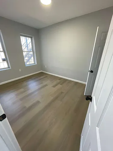 387 Avon Ave Photo 1