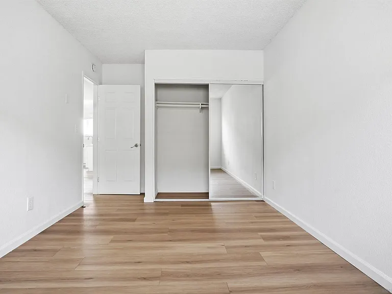 5436 Imperial Ave #3 — Photo 7