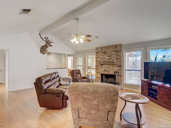5th image of 19707 Encino Way