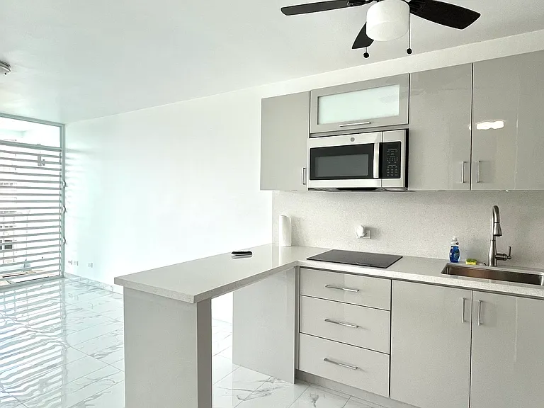 670 McKinley #716 — Photo 3