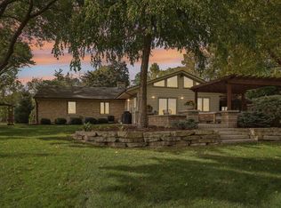 2938 S Waukesha Rd, West Allis, WI 53227