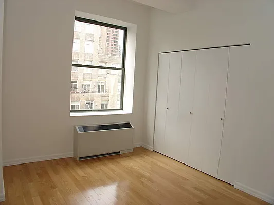 Rented by BLU Real Estate | media 14