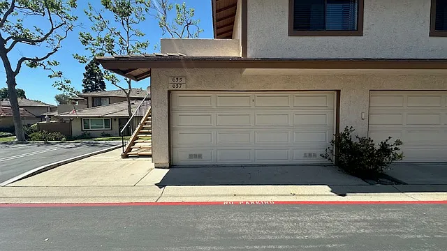 637 Sydney Ln — Photo 47