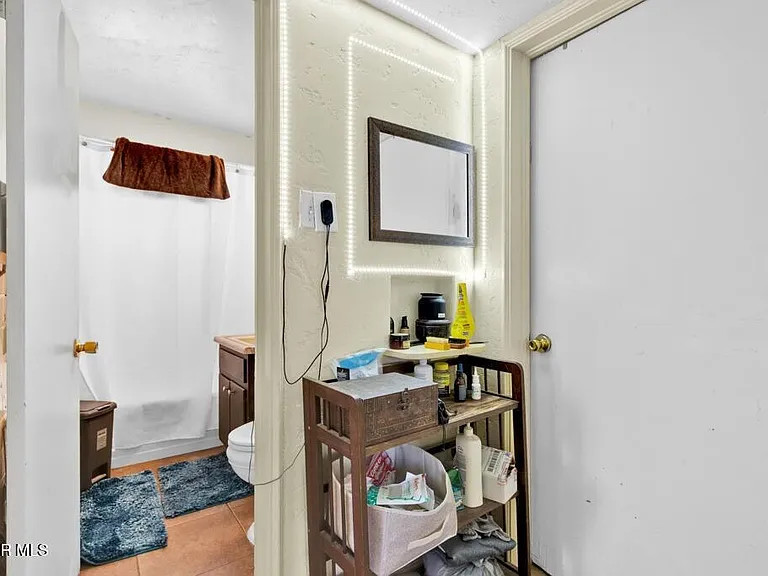 1309 Zuni Pl — Photo 8