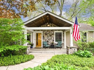 1333 N 120th St, Wauwatosa, WI 53226