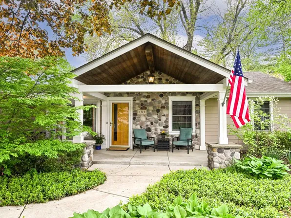 1333 North 120th STREET, Wauwatosa, WI 53226