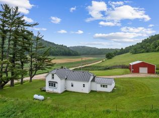 15707 Paradise Dr, Houston, MN 55943