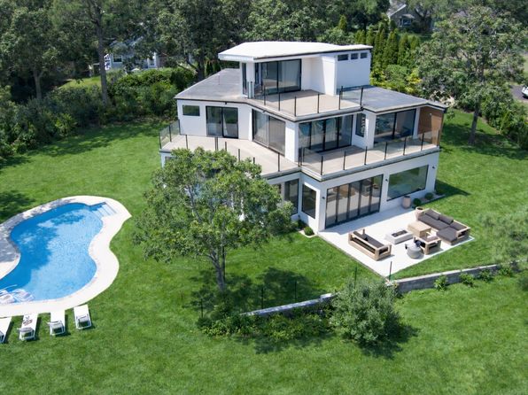 10 Bayview Dr