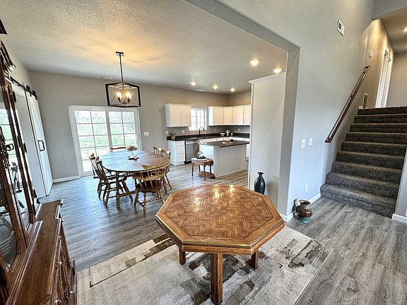 5th image of 4714 Latigo Loop Rd