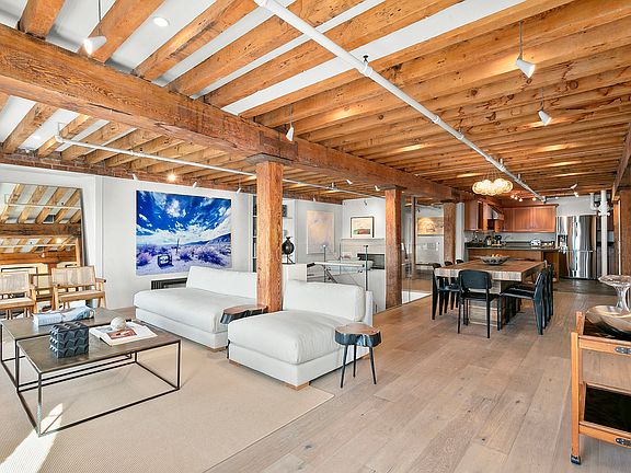 3rd image of 288 West St