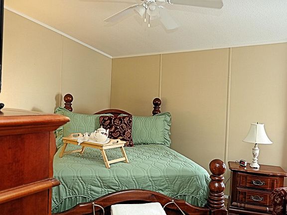 5th image of 1540 Daniel Dr