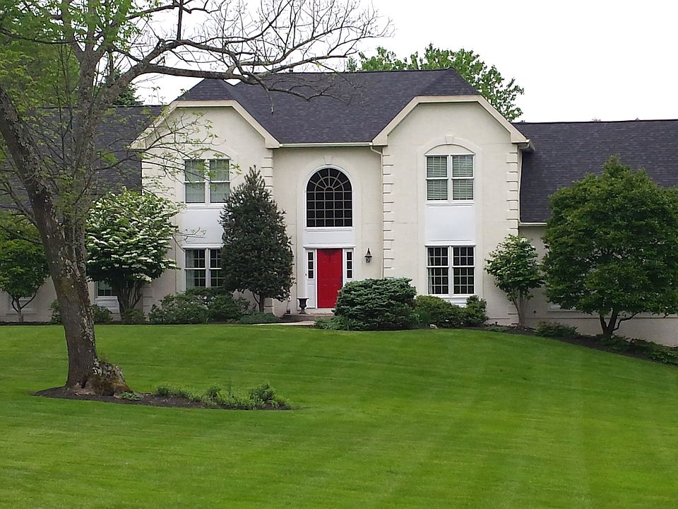 1st image of 206 Liberty Bell Cir